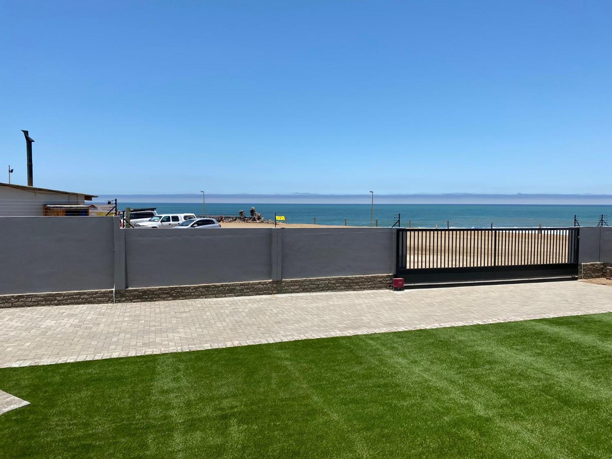 Diestrandwolf Sea View Self Catering Henties Bay Екстер'єр фото