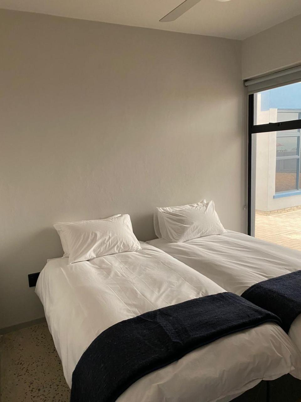 Diestrandwolf Sea View Self Catering Henties Bay Екстер'єр фото